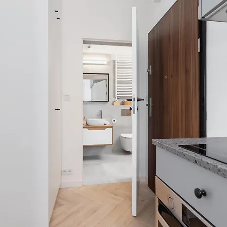 Apartment Steam Park Old Town Cracow By Renters Krakow