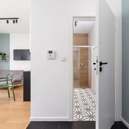 Steam Park Old Town Cracow By Renters *