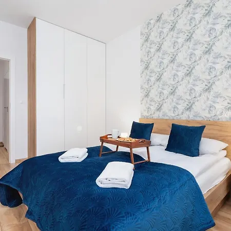 Steam Park Old Town Cracow By Renters *